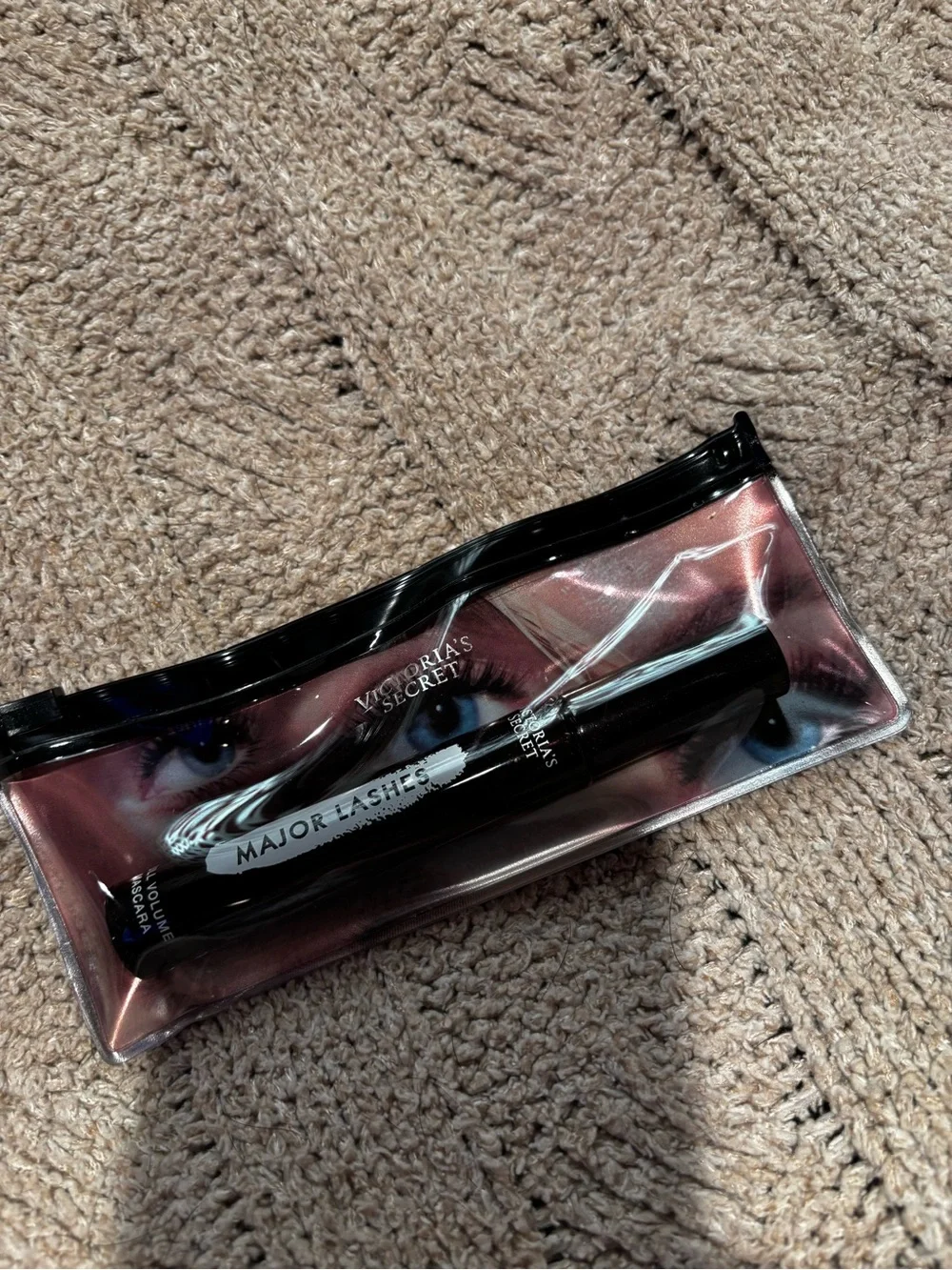 Victoria’s Secret Major Lashes Full Volume Mascara Beyond Black NWT